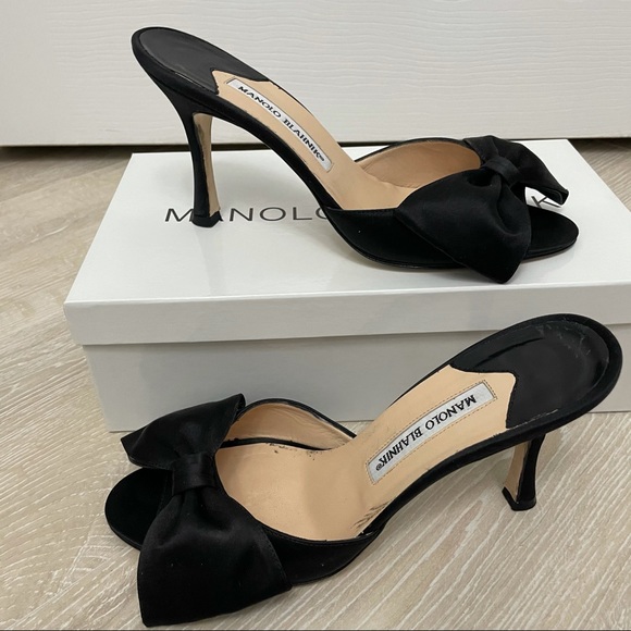 Manolo Blahnik Shoes - Manolo Blahnik Clausado' d'Orsay Black Bow Heel